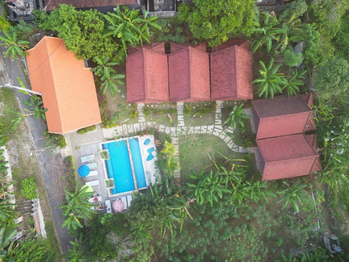 Le Biu Garden View Hotel Lembongan Exterior photo