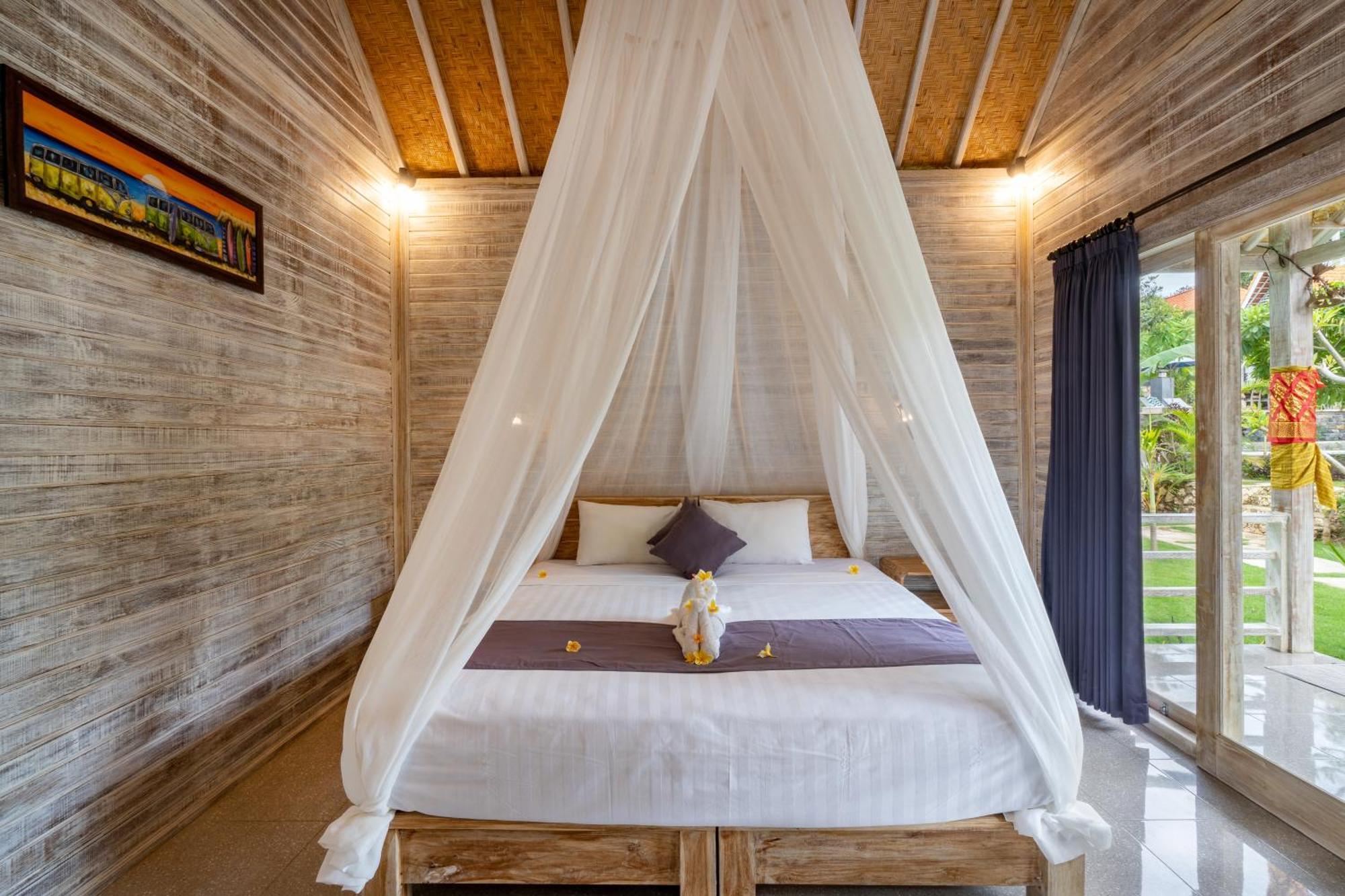 Le Biu Garden View Hotel Lembongan Exterior photo