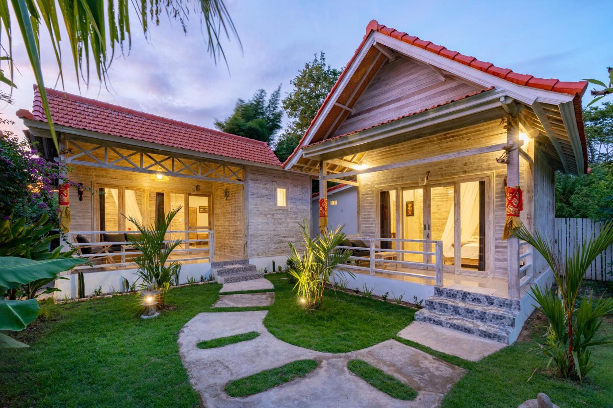 Le Biu Garden View Hotel Lembongan Exterior photo