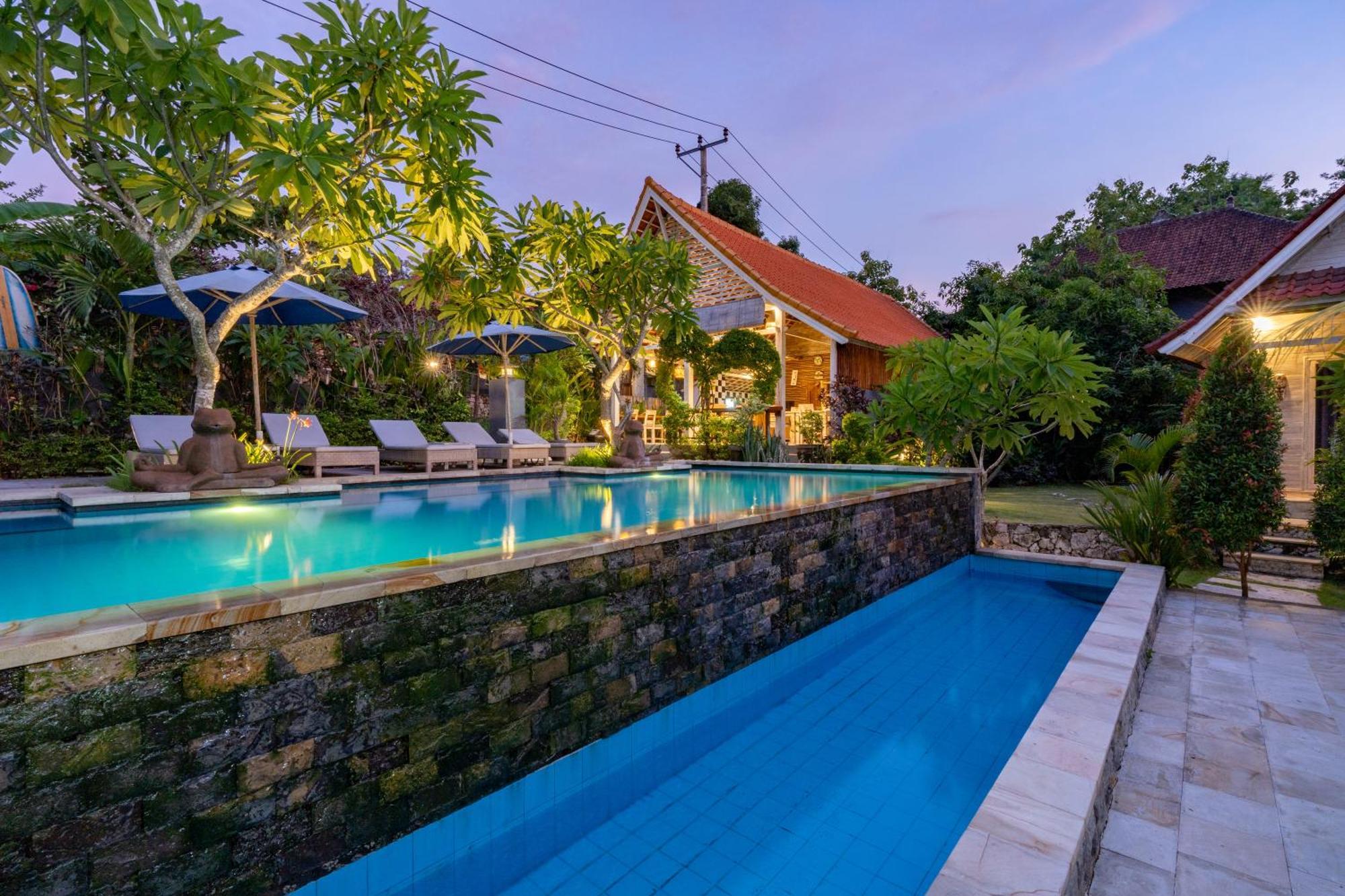 Le Biu Garden View Hotel Lembongan Exterior photo
